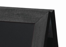 Drevený kriedový A stojan 815x550, čierny