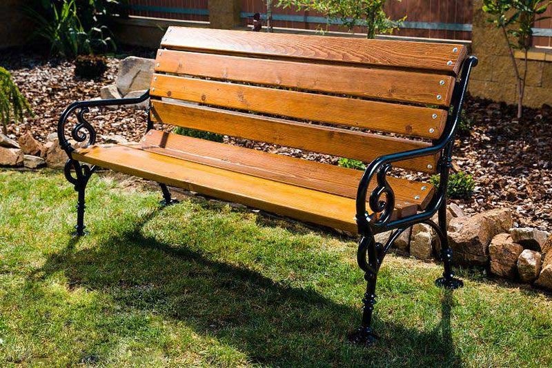 Parková lavička 1500 mm, liatinová konštrukcia čierna RAL 90