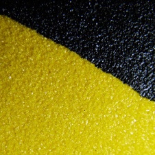 Protišmyková samolepiaca páska žlto-čierna, šírka 5 cm, dĺžka 3 m