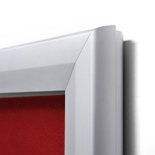 Vonkajšia vitrína SCTC4xA4, červená textilný chrbát