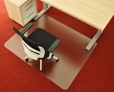 Podložka pod stoličku s hrotmi na koberec 1200x1500 mm