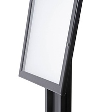 Voľne stojaca MENU vitrína 4 x A4 s LED osvetlením, čierna