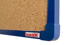 Korková nástenka boardOK s modrým rámom 600x900 - 2