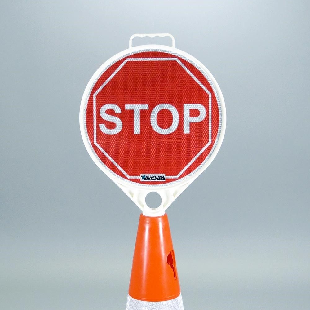 Plastová dopravná značka DZ - STOP vrátane kužeľa DZ - 50