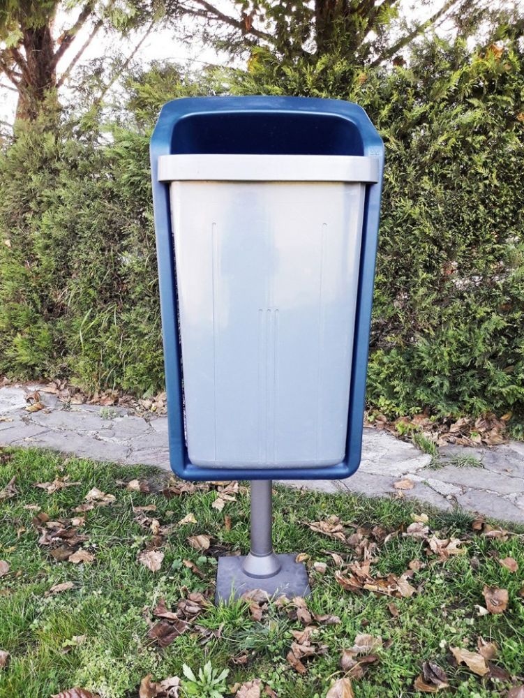 Odpadkový kôš Elegant 50 l, tmavomodrý rám so šedou nádobou