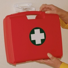 Plastový kufor prvej pomoci malý s náplňou SPC