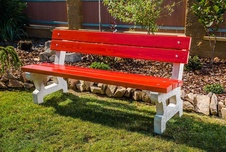 Parková lavička 1500 mm, laty z fínskej borovice a betónové nohy hladké pre zabetónovanie - 2