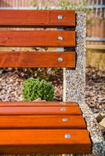 Parková lavička Lana 1900 mm, smrekové laty a betónové nohy - kamienok - 2