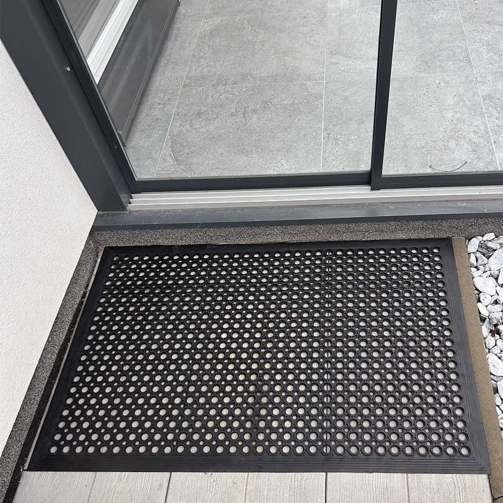 Vstupná rohož s nájazdovou hranou, čierna 1200x800