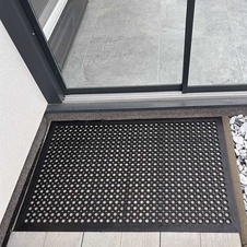 Vstupná rohož s nájazdovou hranou, čierna 1200x800