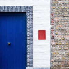 Rottner Posta plastová poštová schránka, čierno-červená - 4