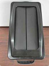 Kôš ECO na triedený odpad 60 l, čierne veko s klapkou - 1